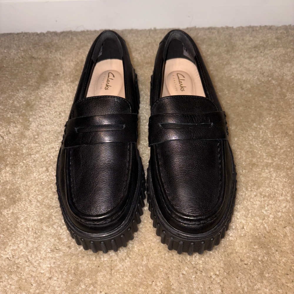 Clarks Torhill platform Penny Loafer